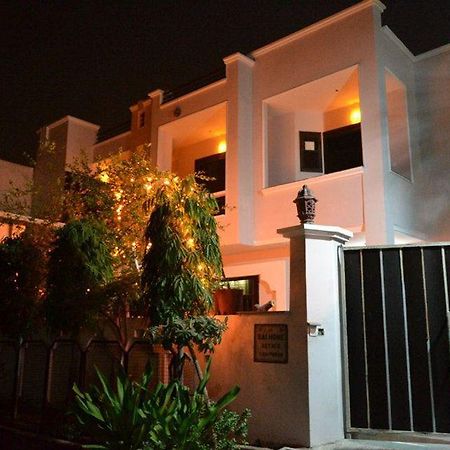 אגרה Sai Home Stay Bed & Breakfast- Near Tajmahal מראה חיצוני תמונה