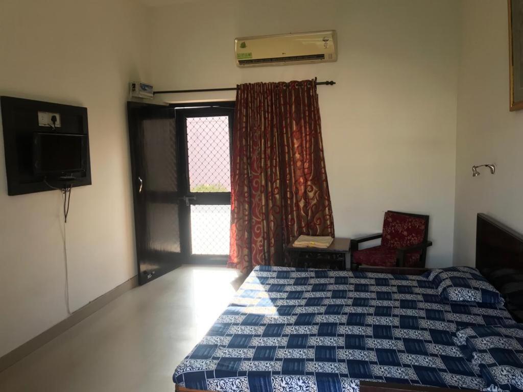 אגרה Sai Home Stay Bed & Breakfast- Near Tajmahal מראה חיצוני תמונה