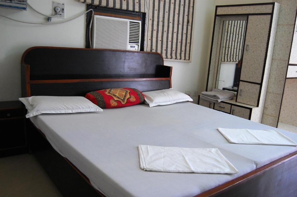 אגרה Sai Home Stay Bed & Breakfast- Near Tajmahal חדר תמונה