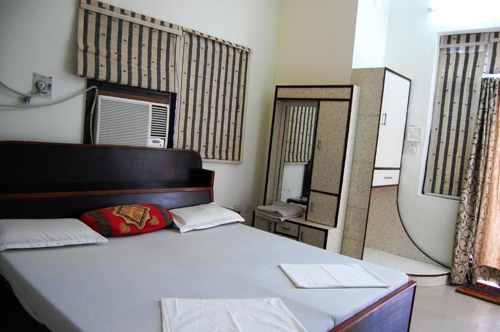 אגרה Sai Home Stay Bed & Breakfast- Near Tajmahal חדר תמונה